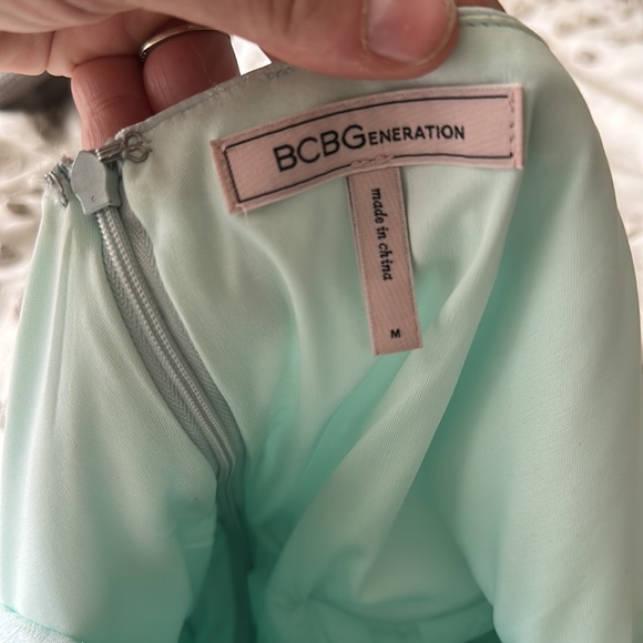 BCBG ruched midi dress size M - Picture 5 of 5